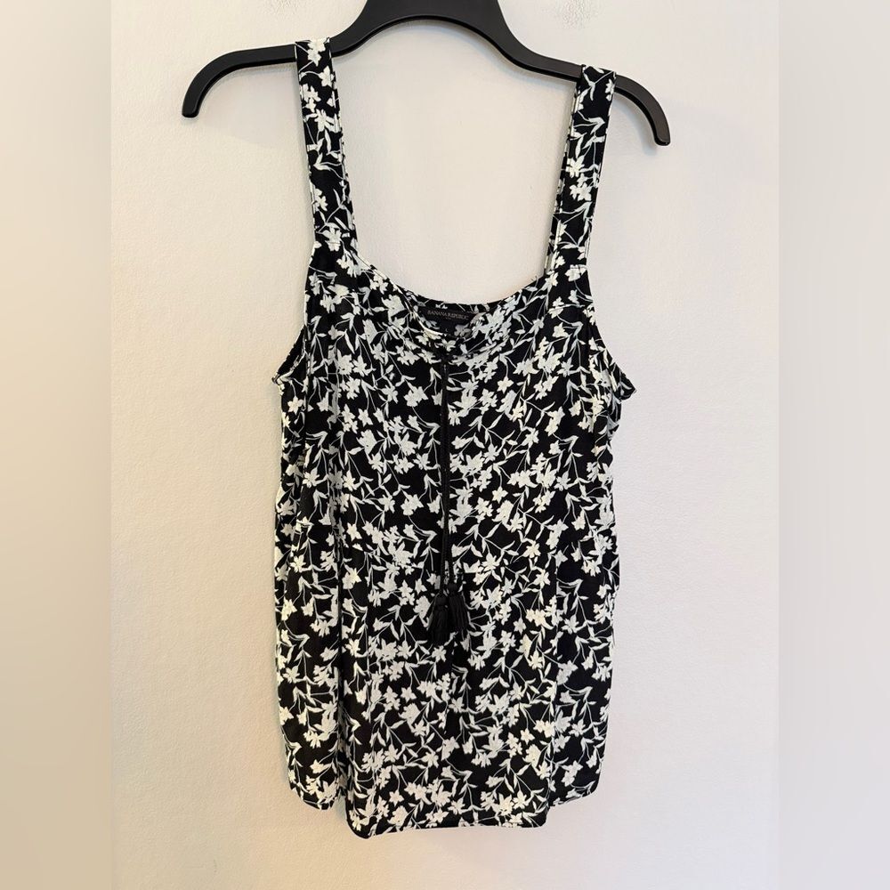 Banana Republic Floral Lightweight Tank Top - Size Large